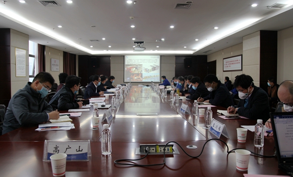 黃陵礦業(yè)復(fù)雜地質(zhì)條件煤礦智能掘進機器人系統(tǒng)研發(fā).jpg